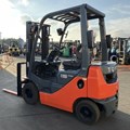 XE NÂNG DẦU 1.5 TẤN TOYOTA 02-8FDL15 17422