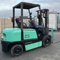 XE NÂNG DẦU 2,5 TẤN SUMITOMO 11-FD25PVIIXA