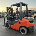 XE NÂNG DẦU 2,5 TẤN TOYOTA 02-8FD25 32662