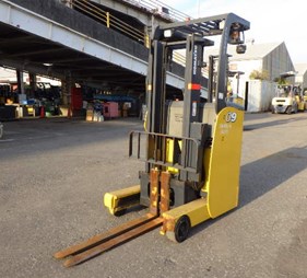 XE NÂNG ĐIỆN 9 TẠ KOMATSU FB09RS-14 141693