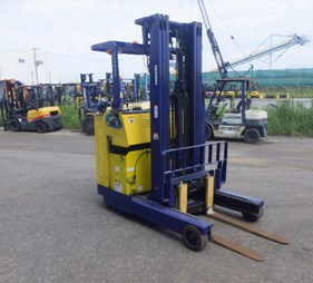 XE NÂNG ĐIỆN 2,5 TẤN ĐỨNG LÁI KOMATSU FB25RL-4 4258