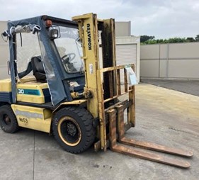 XE NÂNG DẦU 3 TẤN KOMATSU FD30-11  456985