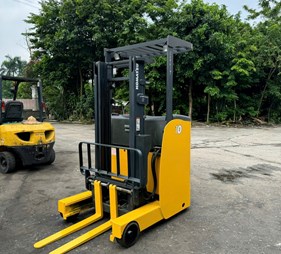 XE NÂNG ĐIỆN 1 TẤN KOMATSU FB10RL-15 150725