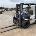 XE NÂNG DẦU 2 TẤN KOMATSU FD20-11 344326