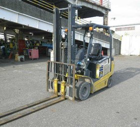 XE NÂNG ĐIỆN 2,5 TẤN KOMATSU FE25-1 304352