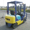 XE NÂNG XĂNG 1.5 TẤN KOMATSU FG15C-16 615370