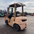 XE NÂNG DẦU 2,5 TẤN TOYOTA 7FD25 16597