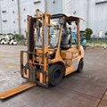 XE NÂNG DẦU 2,5 TẤN TOYOTA 7FD25 16597