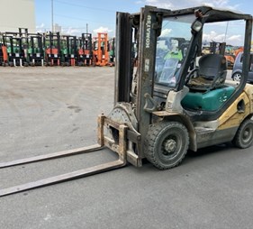 XE NÂNG DẦU 2,5 TẤN KOMATSU FD25C-16 727245