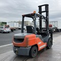 XE NÂNG DẦU 3,5 TẤN TOYOTA 02-8FDJ35 A8FDJ35-66131