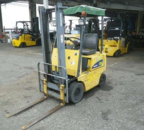 XE NÂNG XĂNG 0.9 Tấn KOMATSU FG09-3 22823