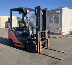 XE NÂNG DẦU 1.5 TẤN TOYOTA 02-8FDL15 A8FDL18-71373