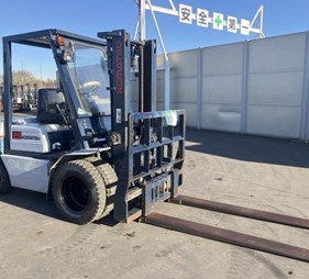 XE NÂNG DẦU 2.5 TẤN KOMATSU FD25-11 346317