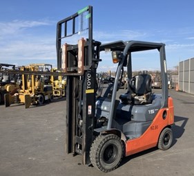 XE NÂNG DẦU 1.5 TẤN TOYOTA 02-8FD15 A8FD18-60692