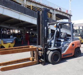 XE NÂNG DẦU 4 TẤN TOYOTA 8FD40 8FD40-12949