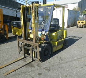 XE NÂNG DẦU 2 TẤN KOMATSU FD20T-14 562572