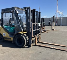 XE NÂNG DẦU 2,5 TẤN KOMATSU FD25C-16 715434