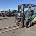 XE NÂNG DẦU 2,5 TẤN KOMATSU FD25C-16 715434