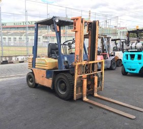 XE NÂNG DẦU 2 TẤN TOYOTA 5FD20 23014