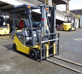 XE NÂNG ĐIỆN 1.5 TẤN KOMATSU FB15-12 848611