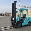 XE NÂNG DẦU 2,5 TẤN MITSUBISHI FD25T 51151
