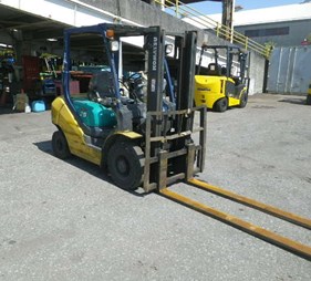 XE NÂNG DẦU 2,5 TẤN KOMATSU FD25C-16 719972