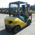 XE NÂNG DẦU 2,5 TẤN KOMATSU FD25C-16 719972