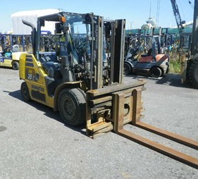 XE NÂNG DẦU 3,5 TẤN KOMATSU FH35-2 140498