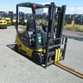 XE NÂNG ĐIỆN 1.5 TẤN KOMATSU FB15-12 854469