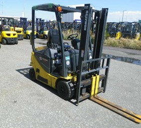 XE NÂNG ĐIỆN 1.5 TẤN KOMATSU FB15-12 854469