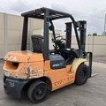 XE NÂNG DẦU 2,5 TẤN TOYOTA 02-7FD25 33497
