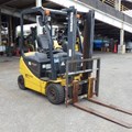 XE NÂNG ĐIỆN 1.5 TẤN KOMATSU FB15-12 854781