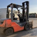 XE NÂNG DẦU 2,5 TẤN TOYOTA 02-8FD25 67706