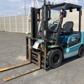 XE NÂNG DẦU 2,5 TẤN SUMITOMO 11FD25PAXIII24D