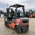 XE NÂNG DẦU 2,5 TẤN TOYOTA 02-8FD25 A8FD25-69405