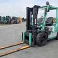 XE NÂNG DẦU 3 TẤN MITSUBISHI FDE30T F14F-10227