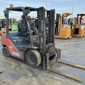 XE NÂNG DẦU 2,5 TẤN TOYOTA 02-8FD25 73232