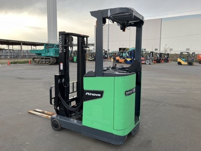 XE NÂNG ĐIỆN 1.3 TẤN ĐỨNG LÁI TOYOTA 8FBR13 11028