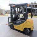 XE NÂNG ĐIỆN 1.5 TẤN KOMATSU FB15-12 855945