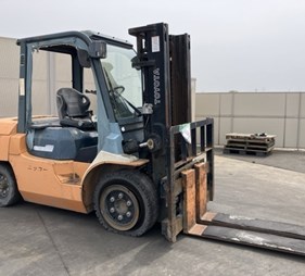 XE NÂNG DẦU 3,5 TẤN TOYOTA 7FD35  11824