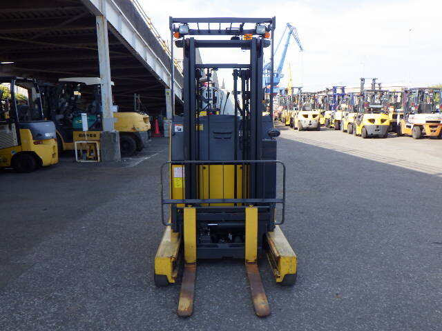 XE NÂNG ĐIỆN 1.5 TẤN ĐỨNG LÁI FB15RW-15 159230