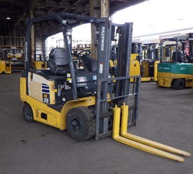 XE NÂNG ĐIỆN 2,5 TẤN KOMATSU FE25-1 300573