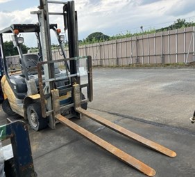 XE NÂNG DẦU 2,5 TẤN KOMATSU FD25C-17 330930