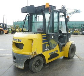XE NÂNG DẦU 4 TẤN KOMATSU FH40-2 141245