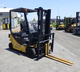 XE NÂNG ĐIỆN 1.8 TẤN KOMATSU FB18G-12 855213