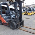 XE NÂNG DẦU 2,5 TẤN TOYOTA 02-8FD25  8FD25-33745