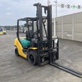 XE NÂNG DẦU 2,5 TẤN KOMATSU FD25C-15 579012