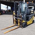 XE NÂNG ĐIỆN 1.5 TẤN KOMATSU FE15-1 400200