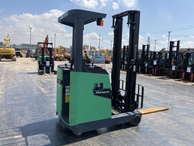 XE NÂNG ĐIỆN 1.5 TẤN ĐỨNG LÁI TOYOTA 8FBR15 19706