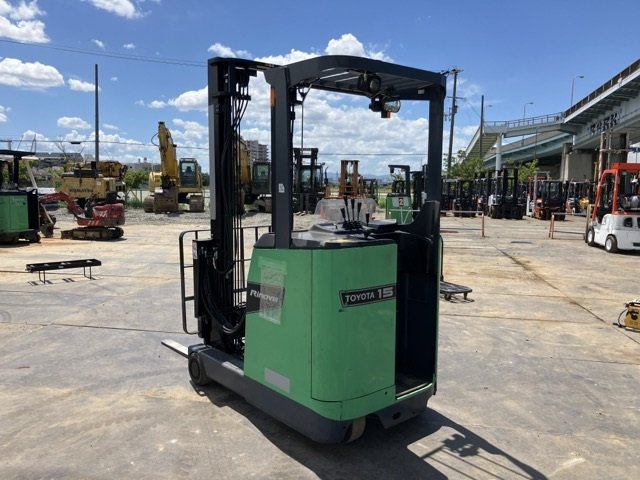 XE NÂNG ĐIỆN 1.5 TẤN ĐỨNG LÁI TOYOTA 8FBR15 22298